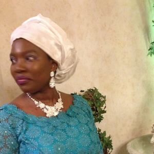 Meet your Posher, Elizabeth